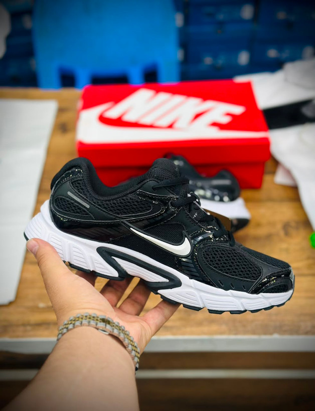 کتونی ویتنامی نایک V5 RNR مسترکوالیتی درجه ۱/ سایز ۳۷ الی ۴۵/ Nike V5k RNR/ضمانت کیفیت کالا/فروش تکی و عمده