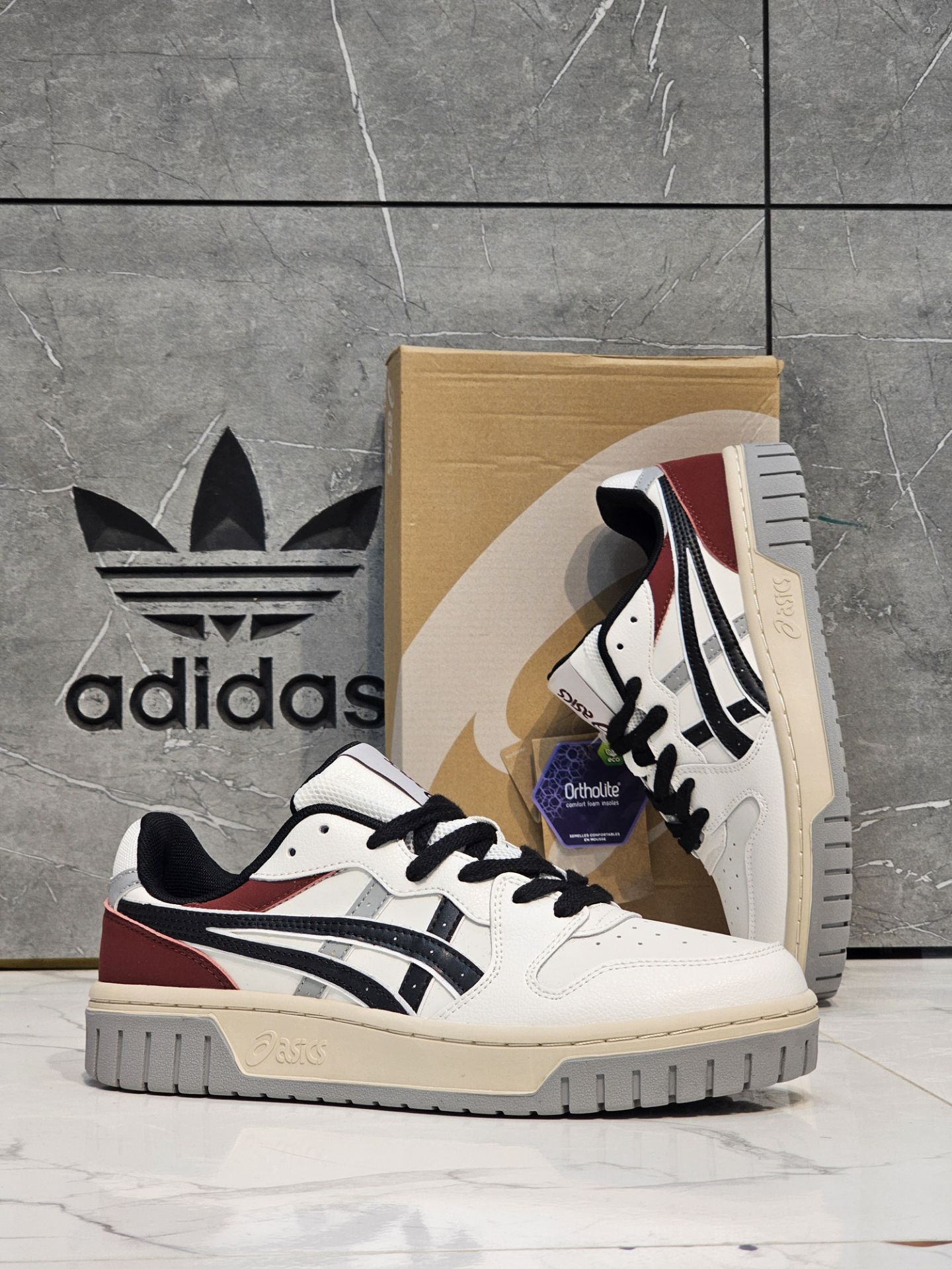 کتونی اسیکس کورت MZ 2.0 مسترکوالیتی درجه ۱ /سایز 40 الی 45/ASICS Court Mz 2.0/ فروش تکی و عمده/ضمانت کیفیت کالا
