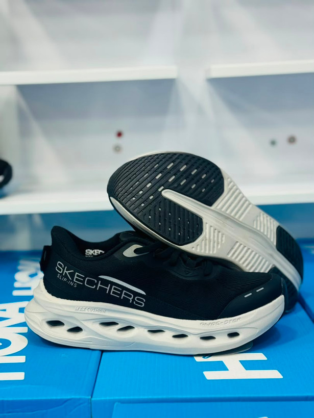 کفش طبی اسکیچرز اسلیپ Skechers Slip-insمسترکوالیتی درجه ۱ طبی و بدون بند سایز۴۰ الی ۴۵ ساخت ویتنام وارداتی فروش تکی و عمده/ضمانت کیفیت کالاکفش طبی اسکیچرز اسلیپ Skechers Slip-insمسترکوالیتی درجه ۱ طبی و بدون بند سایز۴۰ الی ۴۵ ساخت ویتنام وارداتی فروش تکی و
