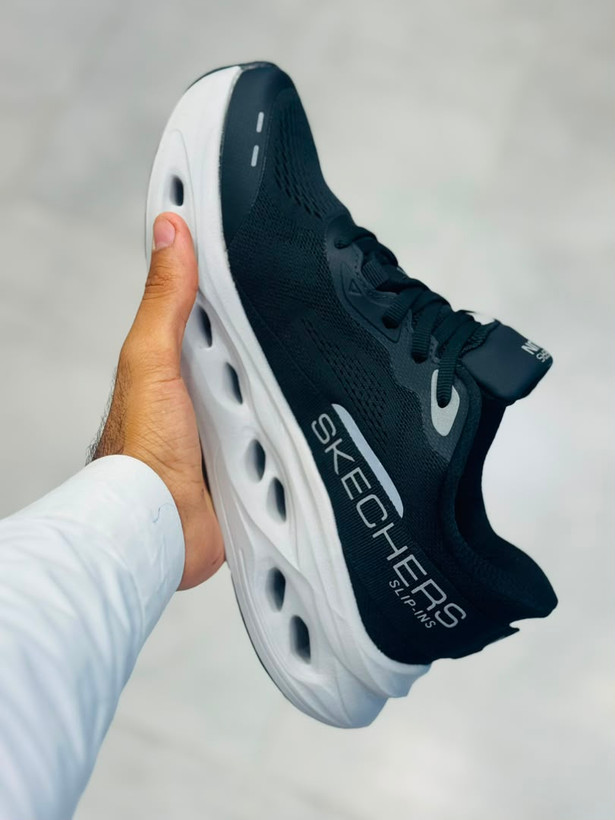 کفش طبی اسکیچرز اسلیپ Skechers Slip-insمسترکوالیتی درجه ۱ طبی و بدون بند سایز۴۰ الی ۴۵ ساخت ویتنام وارداتی فروش تکی و عمده/ضمانت کیفیت کالا