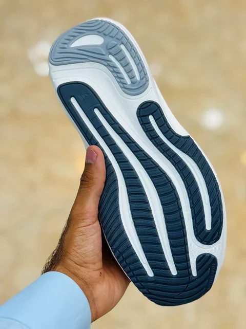 خرید کتونی آدیداس سوپرنوا رایز ۳ مسترکوالیتی درجه ۱/Adidas Supernova Rise 3/ساخت ویتنام/سایز ۴۰ الی ۴۵/فروش تکی و عمده ضمانت اصالت کالا