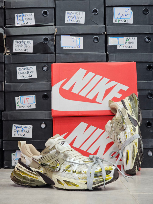 کتونی زنانه نایک Nike V2k Run مسترکوالیتی درجه ۱/ساخت ویتنام وارداتی/سایز۳۷الی ۴۵/باجعبه بارکد دار/ضمانت کیفیت کالا