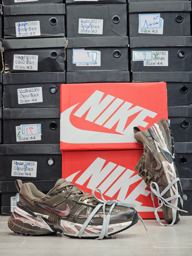 کتونی زنانه نایک Nike V2k Run مسترکوالیتی درجه ۱/ساخت ویتنام وارداتی/سایز۳۷الی ۴۵/باجعبه بارکد دار/ضمانت کیفیت کالا