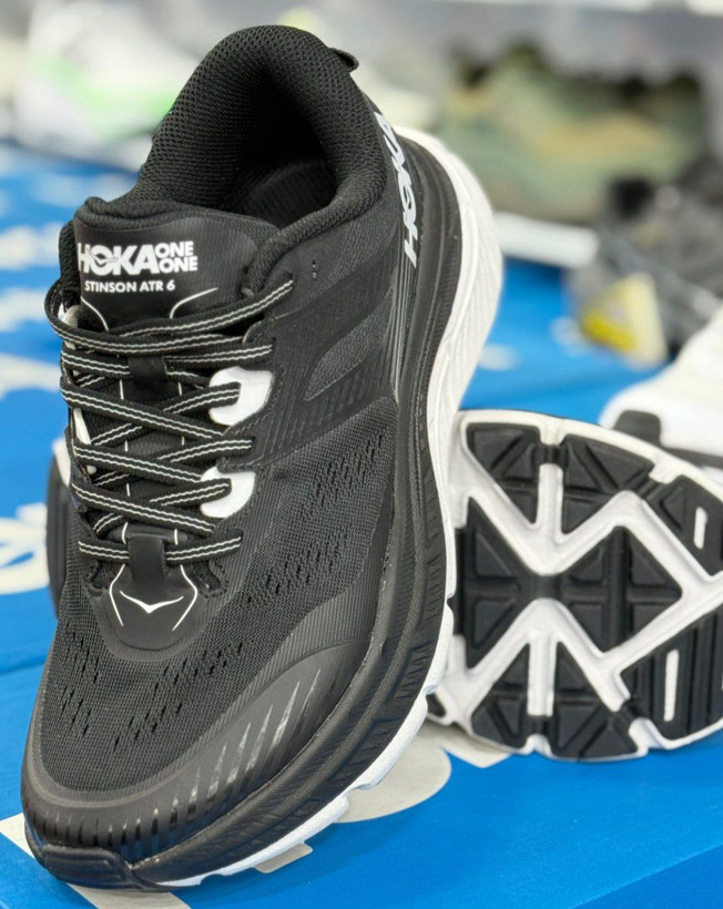 کتونی تریل رانینگ مسترکوالیتی درجه ۱ هوکا استین سون آرت ۶ Hoka stinson Art 6ساخت ویتنام وارداتی سایز ۴۰ الی ۴۵ضمانت کیفیت کالا فروش تکی و عمده