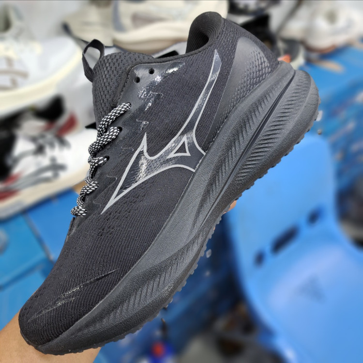 کتونی مردانه میزانو آسترو پلاس مسترکوالیتی درجه ۱ /Mizuno Astro Plus/ساخت ویتنام وارداتی /سایز ۴۰ الی ۴۵/فروش تکی و عمده/ضمانت کیفیت کالا