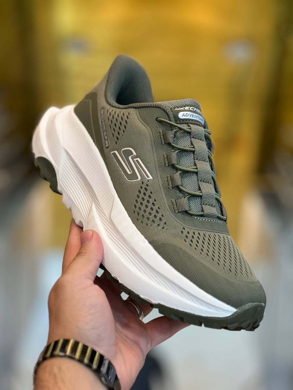 کتونی مستر A اسکیچرز اسلیپ Skechers Slip-insمسترکوالیتی درجه ۱ طبی و بدون بند سایز۴۰ الی ۴۵ ساخت ویتنام وارداتی فروش تکی و عمده/ضمانت کیفیت کالا