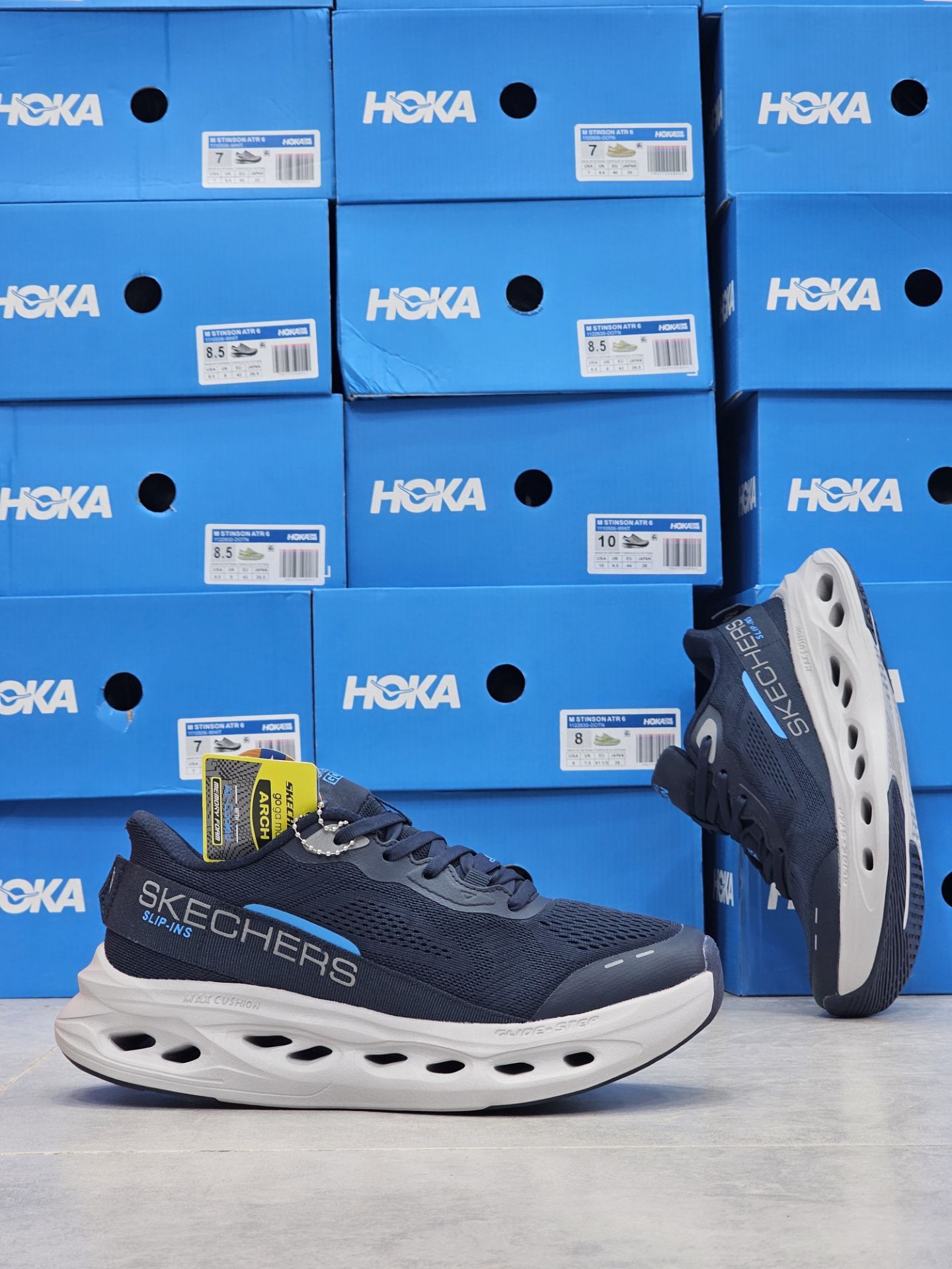 کتونی مسترکوالیتی درجه ۱ اسکیچرز اسلیپ گو ران اسلیپ اینس/Skechers GO Run Slip-ins/ساخت ویتنام وارداتی فروش تکی و عمده/سایز ۴۰ تا۴۵ /ضمانت کیفیت کالا