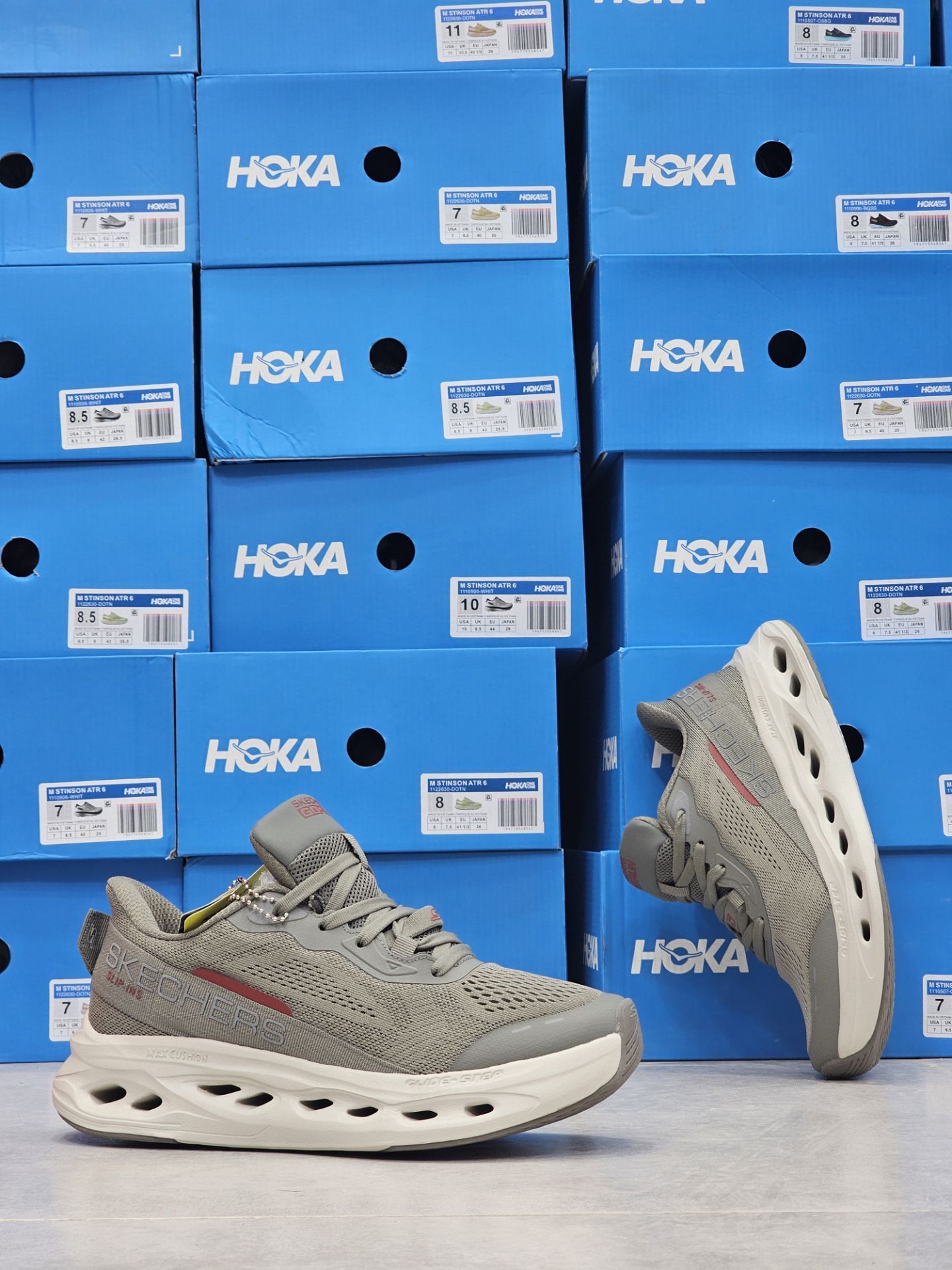 کتونی مسترکوالیتی درجه ۱ اسکیچرز اسلیپ گو ران اسلیپ اینس/Skechers GO Run Slip-ins/ساخت ویتنام وارداتی فروش تکی و عمده/سایز ۴۰ تا۴۵ /ضمانت کیفیت کالا