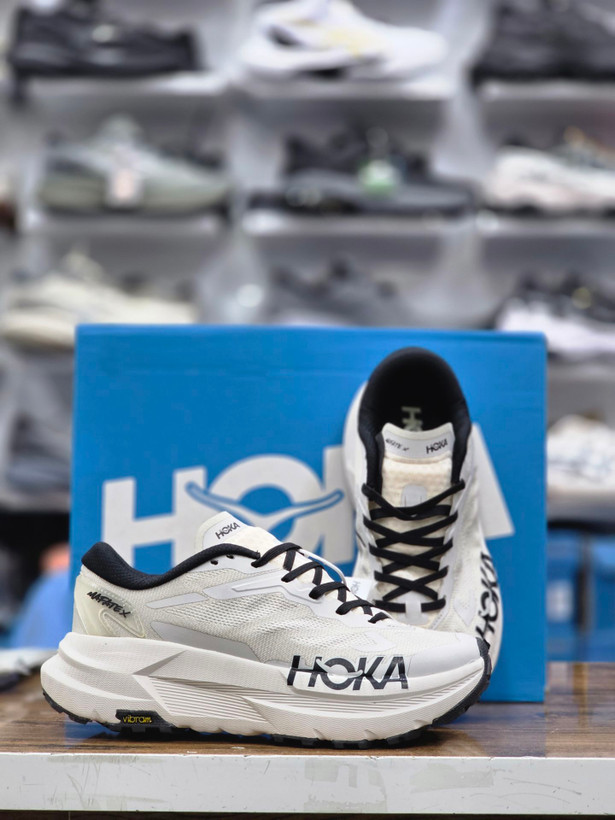 کتونی هوکا مافات ایکس HOKA Mafate Xمسترکوالیتی درجه ۱ مناسب پیادهروی و رانینگ ساخت ویتنام وارداتی سایز ۴۰ الی ۴۵فروش تکی و عمده ضمانت کیفیت کالا