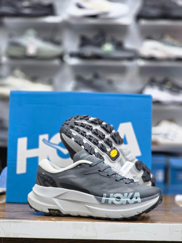 کتونی ویتنامی هوکا مافات ایکس HOKA Mafate X مستر درجه ۱ مناسب پیادهروی و رانینگ ساخت ویتنام وارداتی سایز ۴۰ الی ۴۵فروش تکی و عمده ضمانت کیفیت کالا
