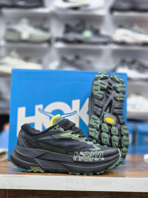 کتونی مستردرجه ۱ هوکا مافات ایکس HOKA Mafate X مناسب پیادهروی و رانینگ ساخت ویتنام وارداتی سایز ۴۰ الی ۴۵فروش تکی و عمده ضمانت کیفیت کالا
