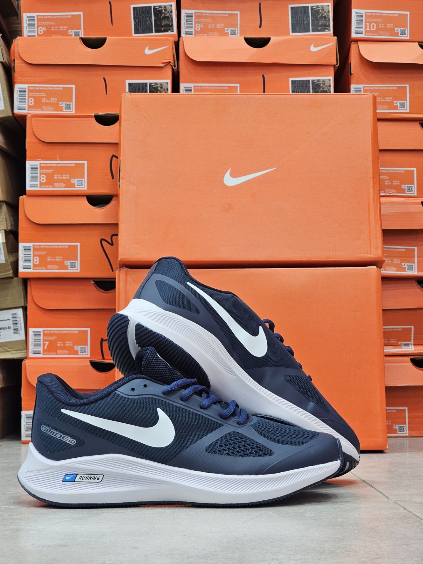 کتونی نایک گاید 10 مسترکوالیتی ۱۰ Nike guide ساخت ویتنام وارداتی سایز۴۰ الی ۴۵فروش تکی و عمده ضمانت کیفیت کالا
