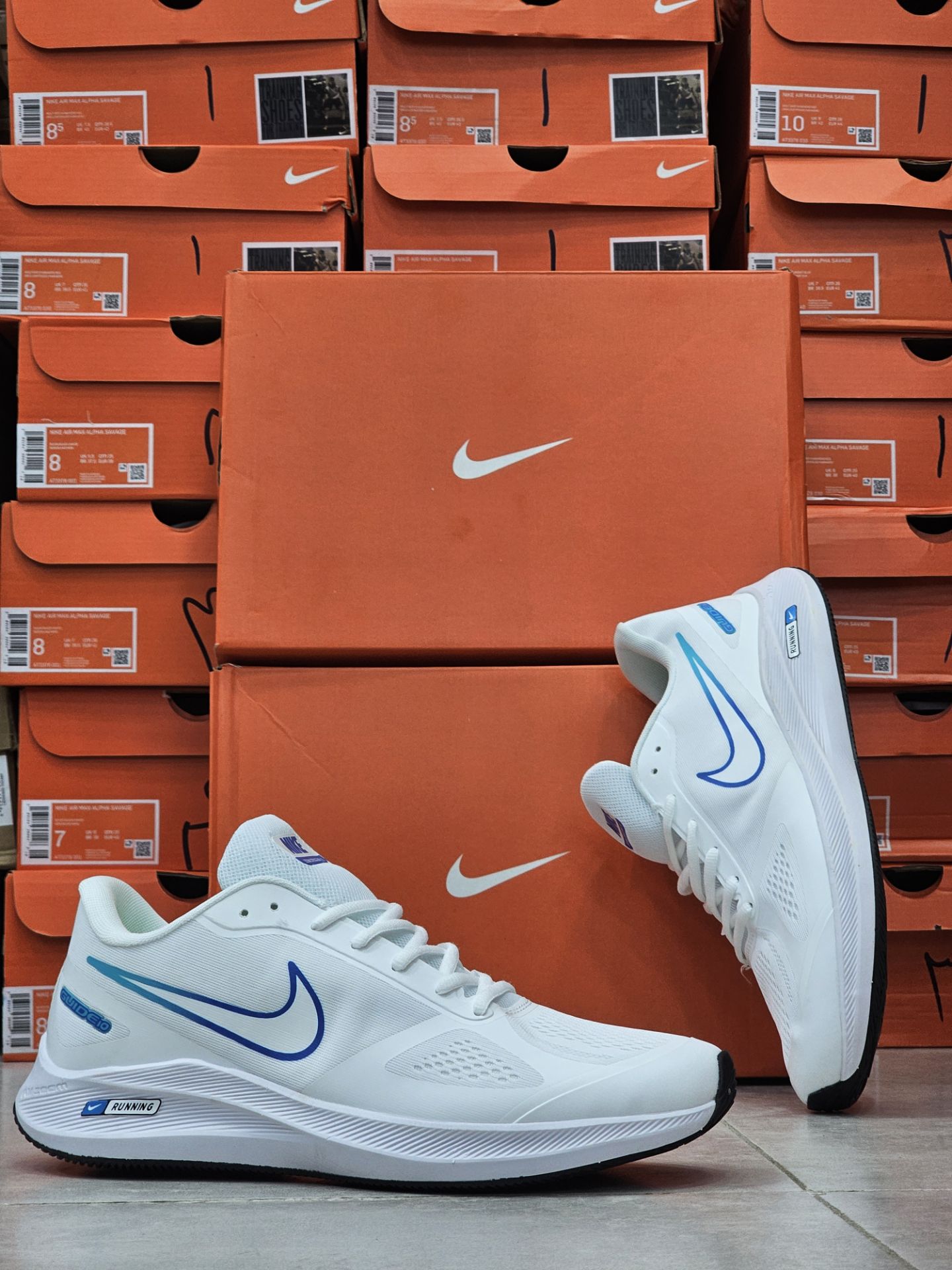 کتونی نایک رانینگ گاید 10 مسترکوالیتی ۱۰ Nike guide ساخت ویتنام وارداتی سایز۴۰ الی ۴۵فروش تکی و عمده ضمانت کیفیت کالا