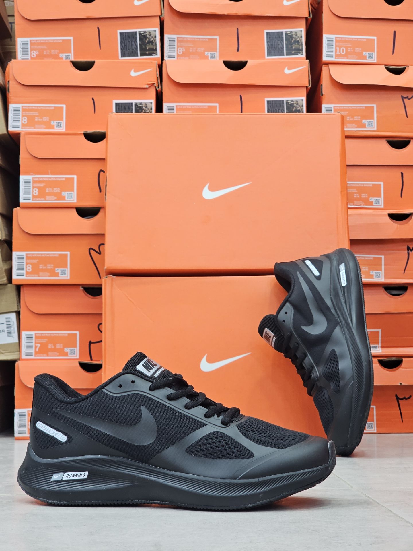 کتونی نایک گاید 10 مسترکوالیتی ۱۰ Nike guide ساخت ویتنام وارداتی سایز۴۰ الی ۴۵فروش تکی و عمده ضمانت کیفیت کالا