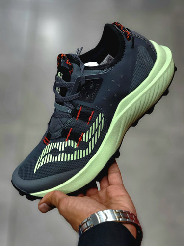 کتونی مسترکوالیتی ساکونی اندورفین ریفت saucony endorphin rift/ساخت ویتنام وارداتی/سایز ۴۰ الی ۴۵/ضمانت کیفیت کالا/فروش تکی و عمده