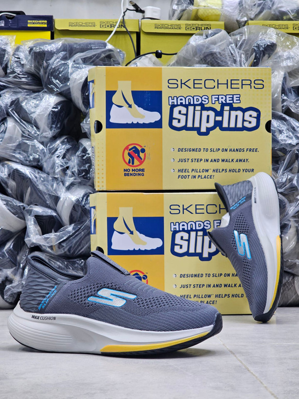 کتونی اسپرت اسکیچرز بدون بند مکس کوشن/ Skechers Max Cushioningسایز 40 الی 45ساخت ویتنام وارداتی ضمانت کیفیت کالا/فروش تکی و عمده