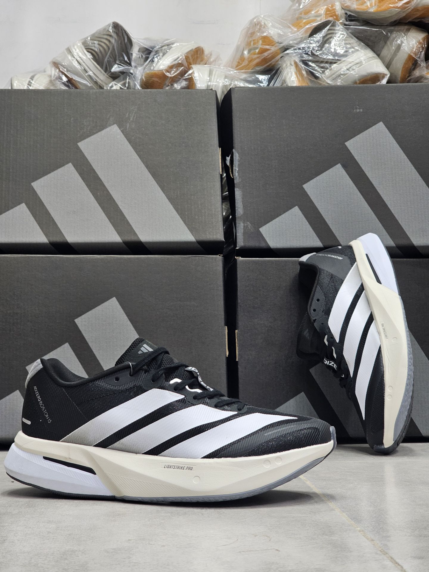 کتونی آدیداس آدی زیرو بوستون ۱۳ مسترکوالیتی درجه ۱/سایز 40 الی 45/Adidas Adizero Boston ۱۳/ ساخت ویتنام وارداتی فروش تکی و عمده/ضمانت و کیفیت کالا