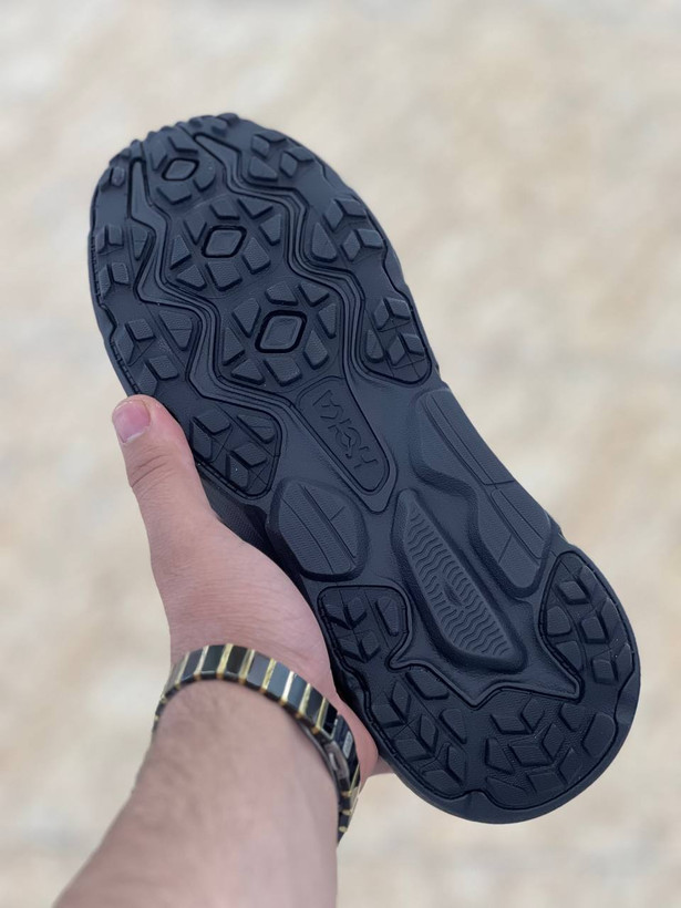 کتونی اسپرت هوکا چلنجر آرت ۷ hoka challenger art 7، ساخت ویتنام وارداتی سایز ۴۰الی ۴۵ بالاترین کیفیت بازار ضمانت اصالت کالا