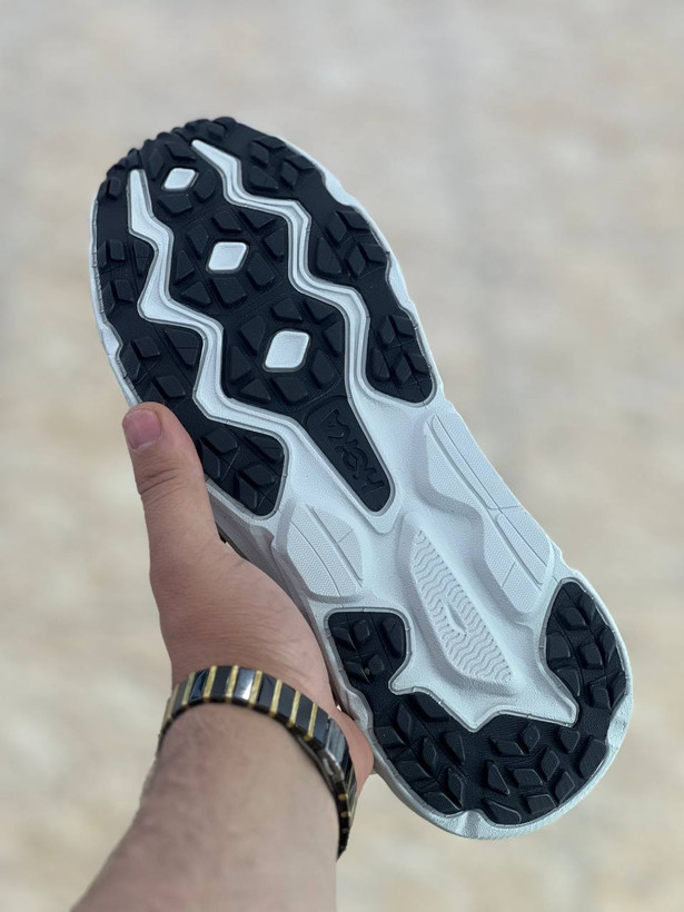 کتونی اسپرت هوکا چلنجر آرت ۷ hoka challenger art 7، ساخت ویتنام وارداتی سایز ۴۰الی ۴۵ بالاترین کیفیت بازار ضمانت اصالت کالا