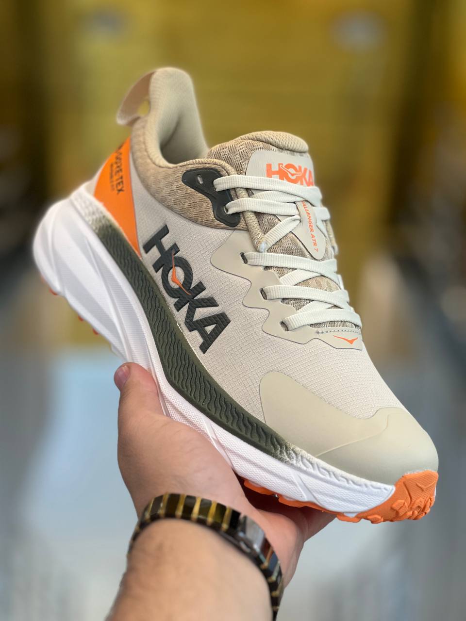 کتونی اسپرت هوکا چلنجر آرت ۷ hoka challenger art 7، ساخت ویتنام وارداتی سایز ۴۰الی ۴۵ بالاترین کیفیت بازار ضمانت اصالت کالا