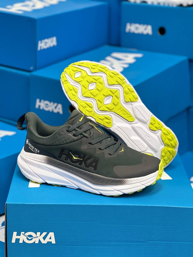 کتونی اسپرت هوکا چلنجر آرت ۷ hoka challenger art 7، ساخت ویتنام وارداتی سایز ۴۰الی ۴۵ بالاترین کیفیت بازار ضمانت اصالت کالا