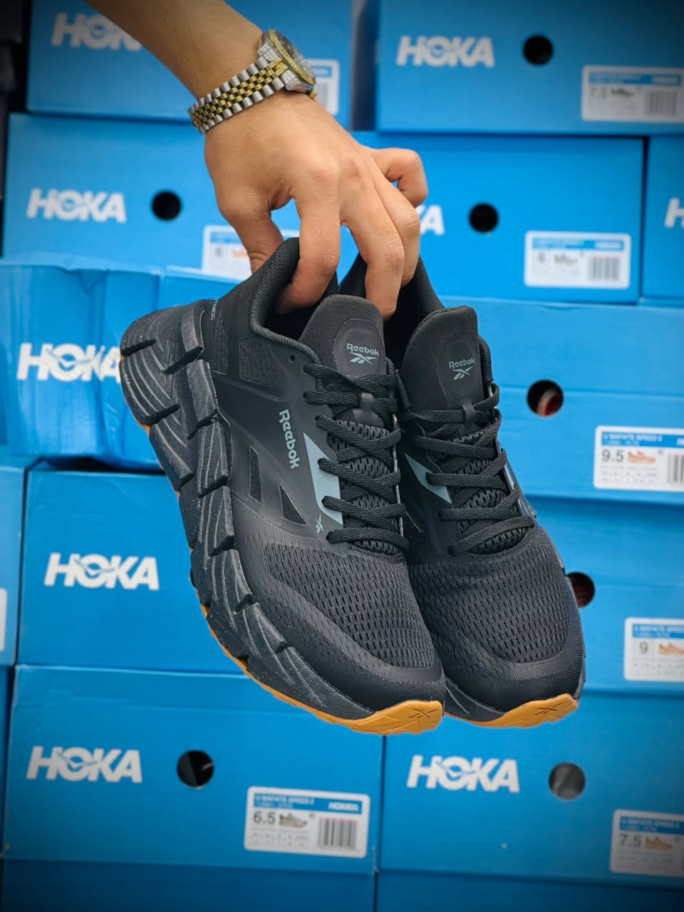کتونی ریبوک Reebok مسترکوالیتی ساخت ویتنام وارداتی سایز ۴۰ الی ۴۵فروش تکی و عمده ضمانت کیفیت کالا