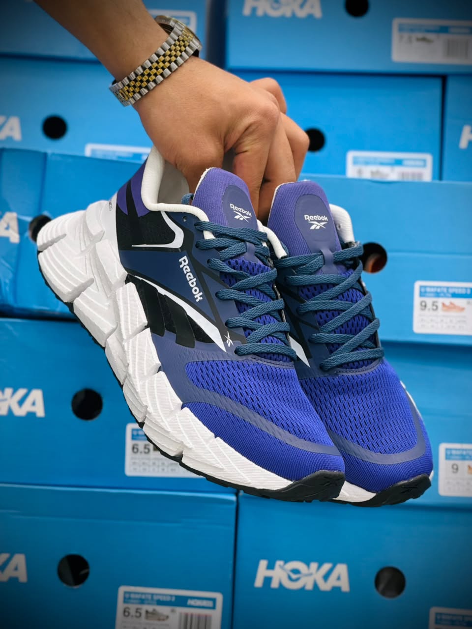 کتونی ریبوک Reebok مسترکوالیتی ساخت ویتنام وارداتی سایز ۴۰ الی ۴۵فروش تکی و عمده ضمانت کیفیت کالا