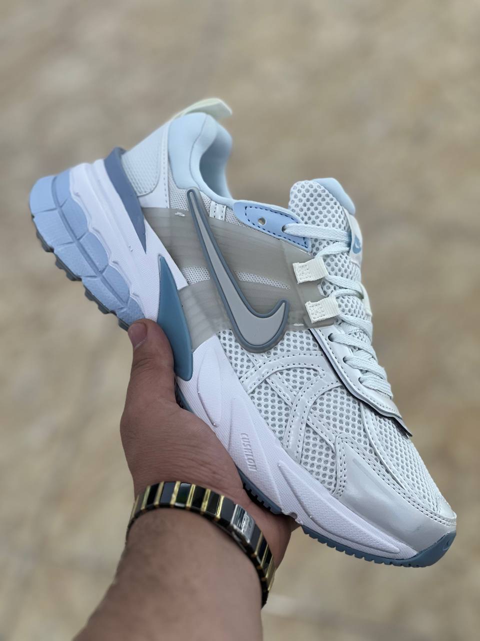 کتونی اسپرت نایک وی تو کی Nike V2k Runساخت ویتنام وارداتی سایز بندی ۳۷ الی ۴۰ضمانت کیفیت کالا مسترکوالیتی درجه ۱