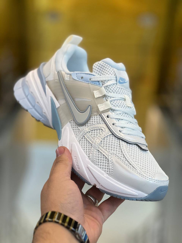 کتونی اسپرت نایک وی تو کی Nike V2k Runساخت ویتنام وارداتی سایز بندی ۳۷ الی ۴۰ضمانت کیفیت کالا مسترکوالیتی درجه ۱