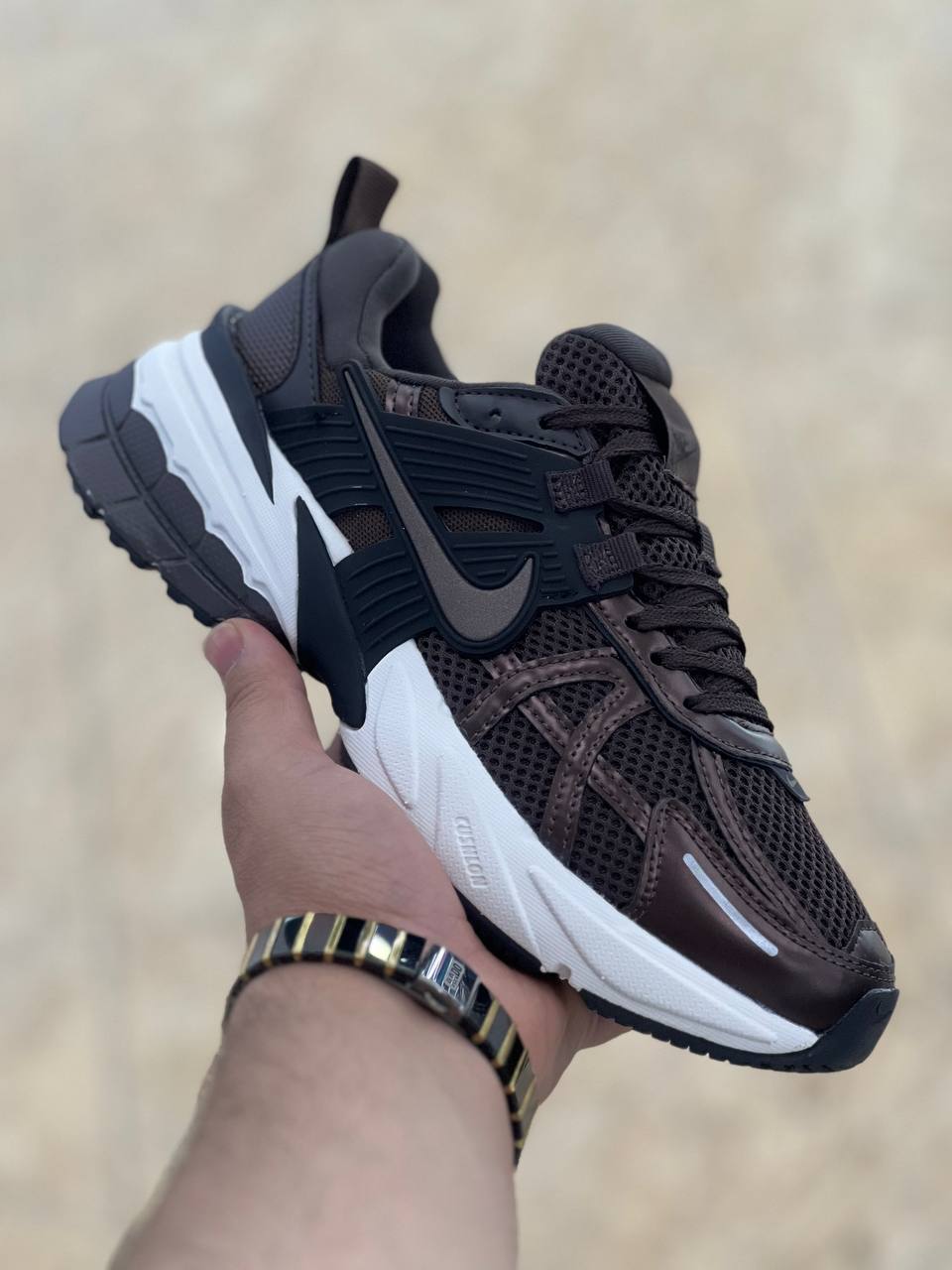 کتونی مسترکوالیتیA نایک وی تو کی Nike V2k Runساخت ویتنام وارداتی سایز بندی ۳۷ الی ۴۰ضمانت کیفیت کالا مسترکوالیتی درجه ۱