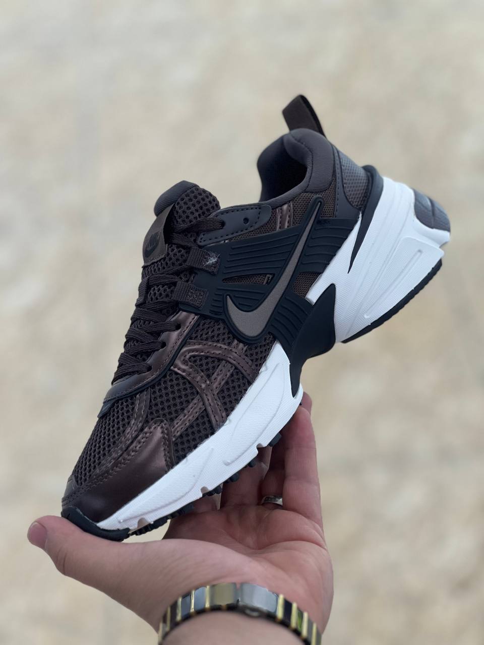 کتونی مسترکوالیتیA نایک وی تو کی Nike V2k Runساخت ویتنام وارداتی سایز بندی ۳۷ الی ۴۰ضمانت کیفیت کالا مسترکوالیتی درجه ۱