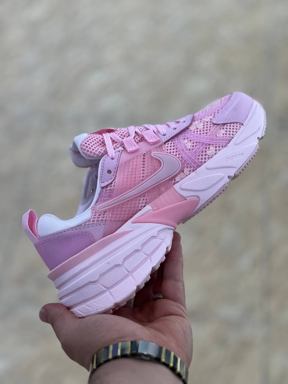 کتونی نایک وی تو کی Nike V2k Run /سایز 37الی40ساخت ویتنام | باجعبه بارکد دار