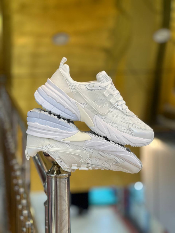 کتونی نایک وی تو کی Nike V2k Run /سایز 37الی40ساخت ویتنام | باجعبه بارکد دار