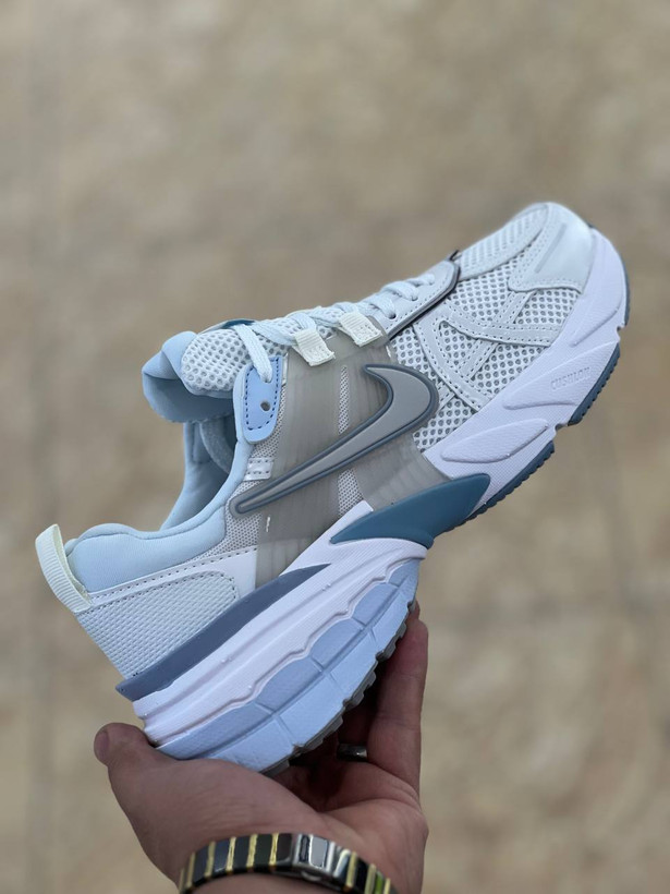 کتونی نایک وی تو کیNike V2k Run/ساخت ویتنام | باجعبه بارکد دار سایز38الی45