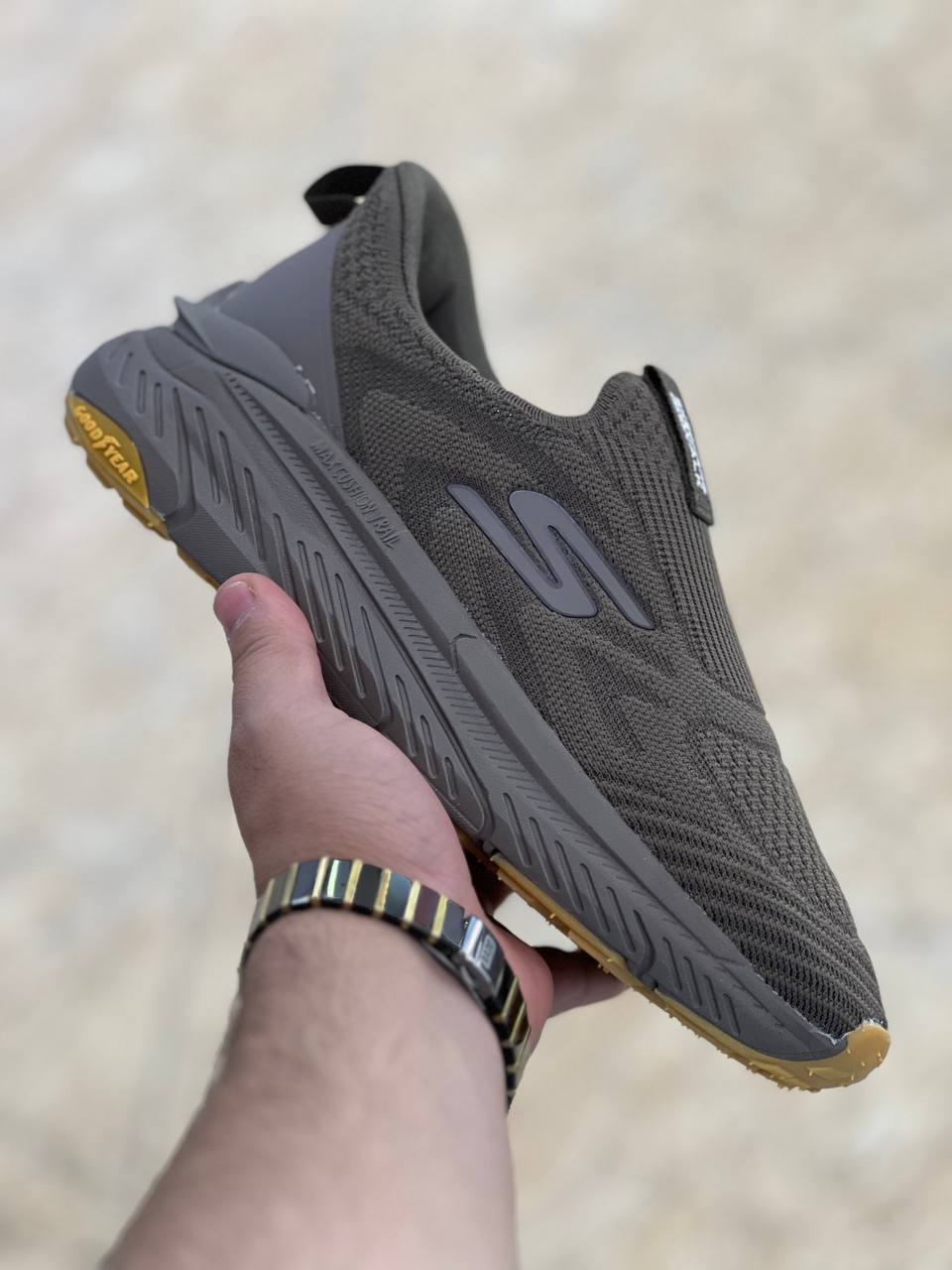 کتونی مسترکوالیتی اسکیچرز بدون بند Skechers BOBS Sport Glide-Step Slip-Ins/ساخت ویتنام وارداتی/سبک و طبی و راحت/ سایز ۴۰ الی ۴۵/فروش تکی و عمده/ضمانت اصالت کالا/ کیفیت مسترکوالیتی درجه ۱