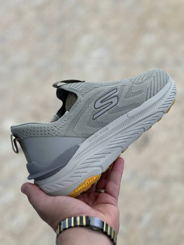 کتونی ویتنامی اسکیچرز بدون بند Skechers BOBS Sport Glide-Step Slip-Ins/ساخت ویتنام وارداتی/سبک و طبی و راحت/ سایز ۴۰ الی ۴۵/فروش تکی و عمده/ضمانت اصالت کالا/ کیفیت مسترکوالیتی درجه ۱