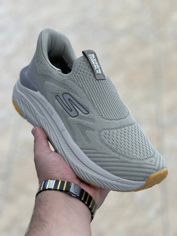 کتونی ویتنامی اسکیچرز بدون بند Skechers BOBS Sport Glide-Step Slip-Ins/ساخت ویتنام وارداتی/سبک و طبی و راحت/ سایز ۴۰ الی ۴۵/فروش تکی و عمده/ضمانت اصالت کالا/ کیفیت مسترکوالیتی درجه ۱