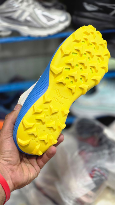 کتونی مسترکوالیتی ساکونی اندورفین ریفت saucony endorphin rift/ساخت ویتنام وارداتی/سایز ۴۰ الی ۴۵/ضمانت کیفیت کالا/سایز ۴۰ الی ۴۵/فروش تکی و عمده