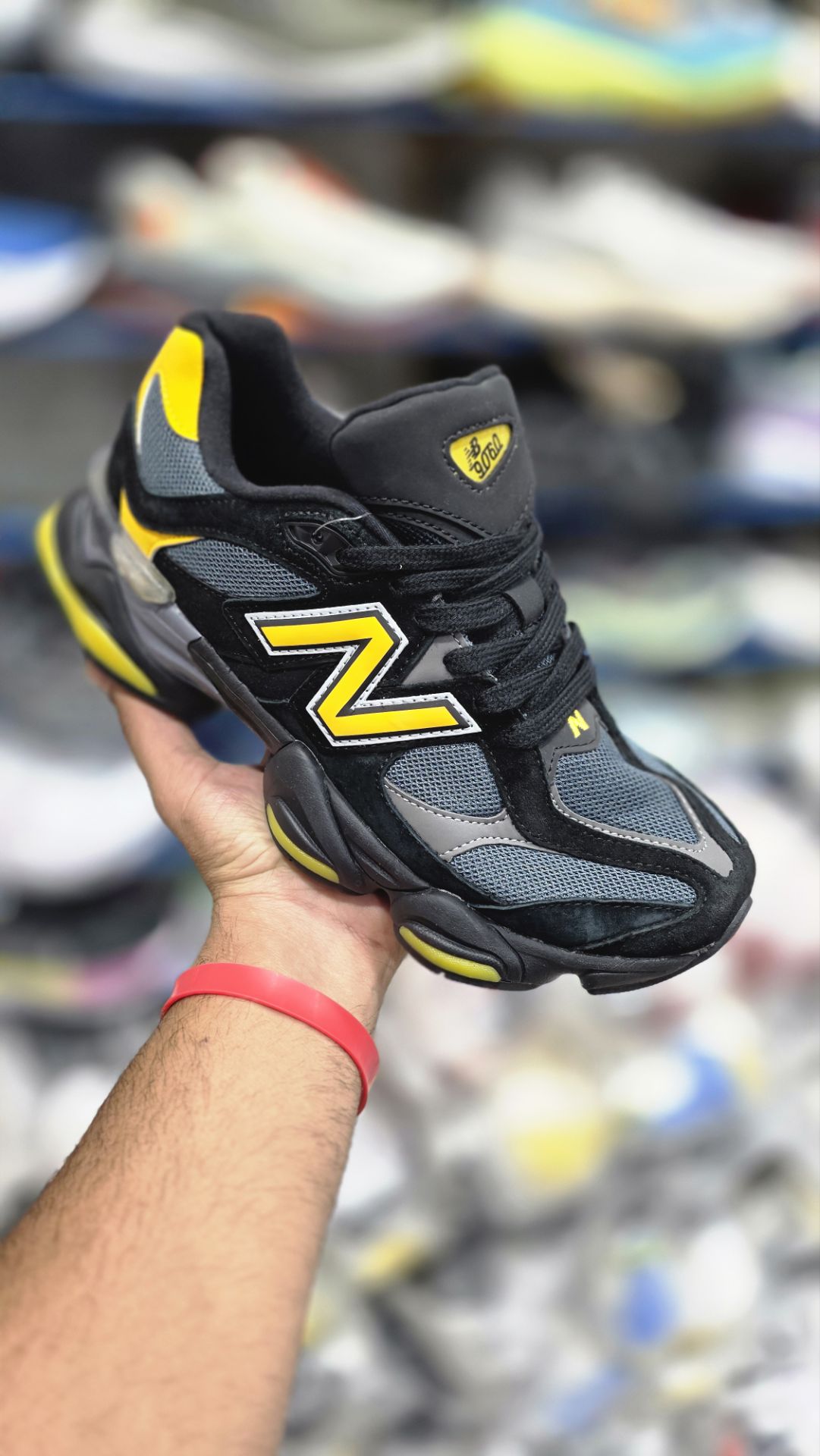 کتونی مستر A نیوبالانس ۹۰۶۰ مسترکوالیتی A پیاده رویی و رانینگ/ Newbalance 9060/ ساخت ویتنام وارداتی / سایز ۴۰الی ۴۵ فروش تک و عمده ضمانت اصالت کالا کیفیت مسترکوالیتی درجه ۱