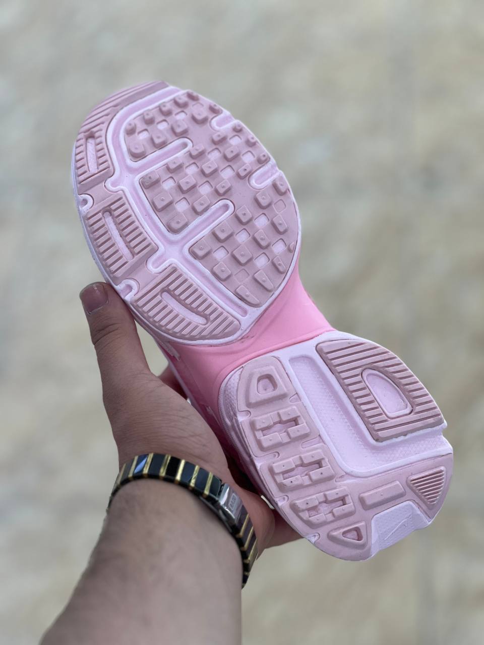 کتونی زنانه نایک وی تو کی Nike V2k Run /سایز 37الی40ساخت ویتنام وارداتی فروش تکی و عمده ضمانت کیفیت کالا
