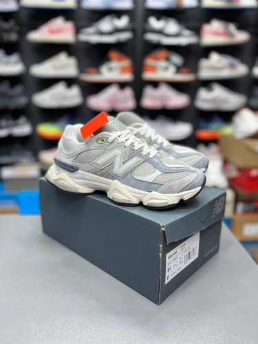 کتونی مردانه نیوبالانس ۹۰۶۰ مسترکوالیتی A پیاده رویی و رانینگ Newbalance 9060 ساخت ویتنام وارداتی سایز ۴۰الی ۴۵ فروش تک و عمده ضمانت اصالت کالا کیفیت مسترکوالیتی درجه ۱