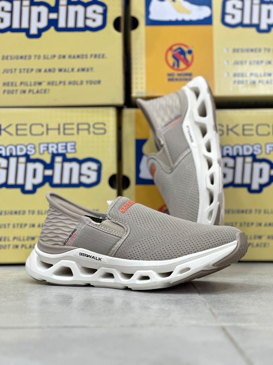 کتونی مردانه اسکیچرز اسلیپ بدون بندSkechers Slip _Insسبک و طبی و راحت/سایز ۴۰الی۴۵/ساخت ویتنام وارداتی/فروش تکی و عمده/ضمانت کالا کیفیت مسترکوالیتی