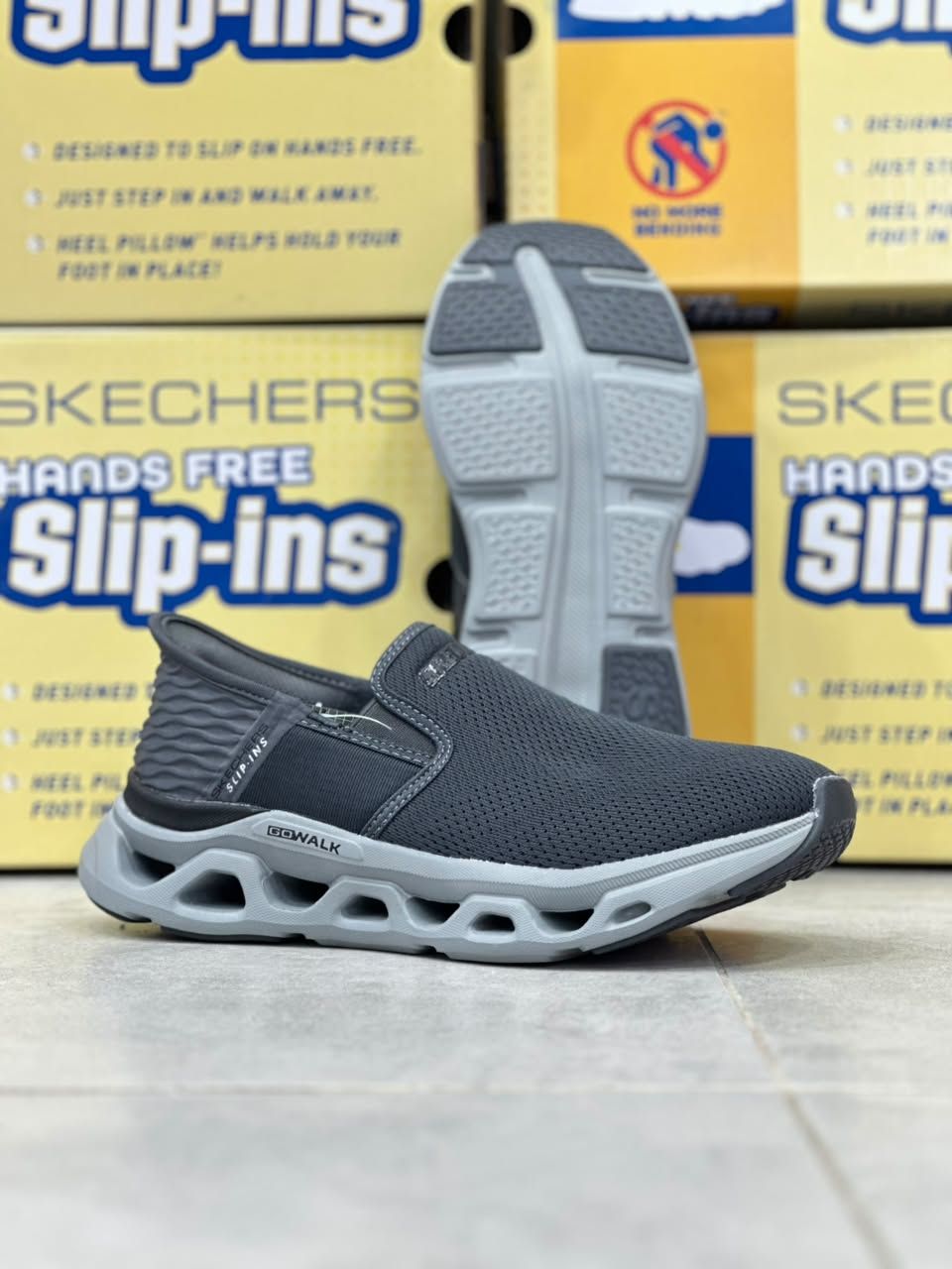 کتونی مردانه اسکیچرز اسلیپ بدون بندSkechers Slip _Insسبک و طبی و راحت/سایز ۴۰الی۴۵/ساخت ویتنام وارداتی/فروش تکی و عمده/ضمانت کالا کیفیت مسترکوالیتی
