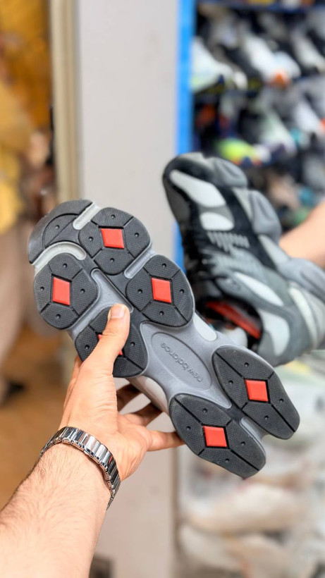 کتونی ویتنامی نیوبالانس ۹۰۶۰ مسترکوالیتی A پیاده رویی و رانینگ Newbalance 9060 ساخت ویتنام وارداتی سایز ۴۰الی ۴۵ فروش تک و عمده ضمانت اصالت کالا کیفیت مسترکوالیتی درجه ۱