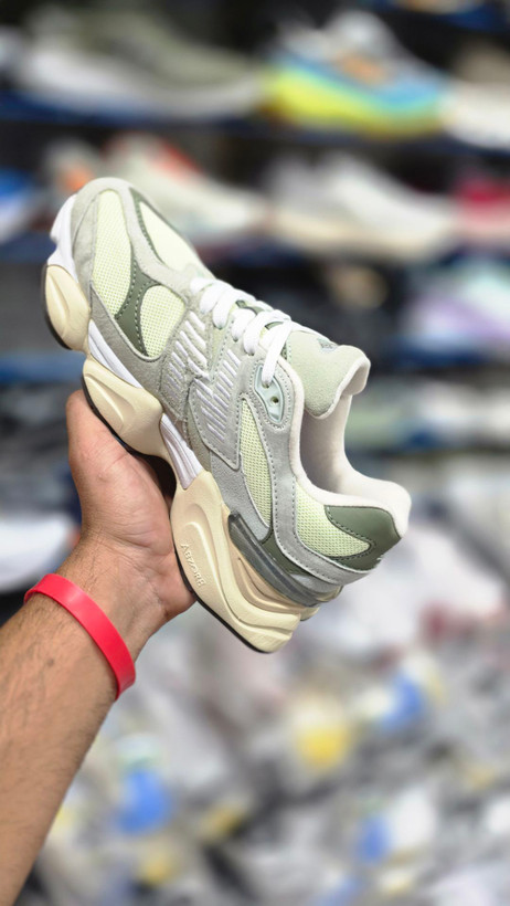 کتونی ویتنامی نیوبالانس ۹۰۶۰ پیاده رویی و رانینگ Newbalance 9060ساخت ویتنام وارداتی سایز ۴۰الی ۴۵ فروش تک و عمده ضمانت کیفیت کالا