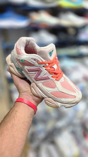 کتونی ویتنامی نیوبالانس ۹۰۶۰ پیاده رویی و رانینگ Newbalance 9060ساخت ویتنام وارداتی سایز ۴۰الی ۴۵ فروش تک و عمده ضمانت کیفیت کالا