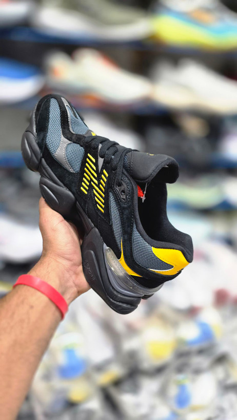 کتونی ویتنامی نیوبالانس ۹۰۶۰ پیاده رویی و رانینگ Newbalance 9060ساخت ویتنام وارداتی سایز ۴۰الی ۴۵ فروش تک و عمده ضمانت کیفیت کالا