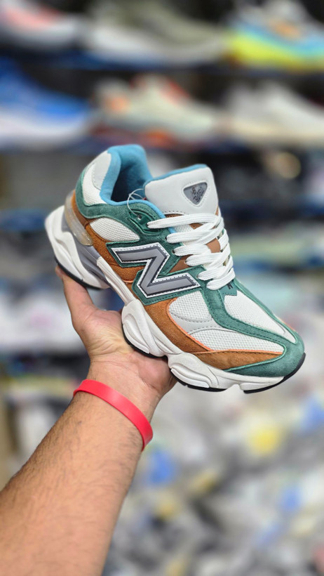کتونی ویتنامی نیوبالانس ۹۰۶۰ پیاده رویی و رانینگ Newbalance 9060ساخت ویتنام وارداتی سایز ۴۰الی ۴۵ فروش تک و عمده ضمانت کیفیت کالا