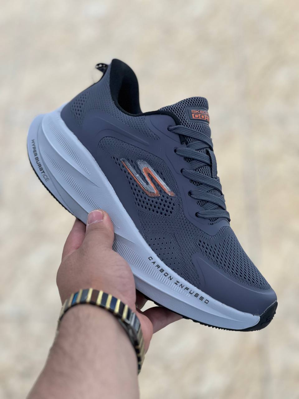 کتونی اسپرت اسکیچرز هایپر برست skechers Hyper Burst ساخت ویتنام وارداتی سایز۴۰ الی ۴۵ فروش تکی و عمده ضمانت کیفیت کالا