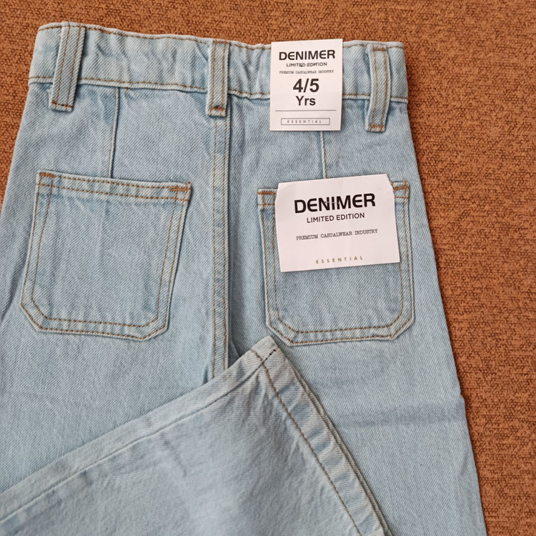 شلوار جین بچه گانه اورجینال برند دنیمر Denimerمدل نیم بگ آبی سنگشور سایز ۲تا ۱۵ سال فروش تکی و عمده ضمانت کیفیت کالا